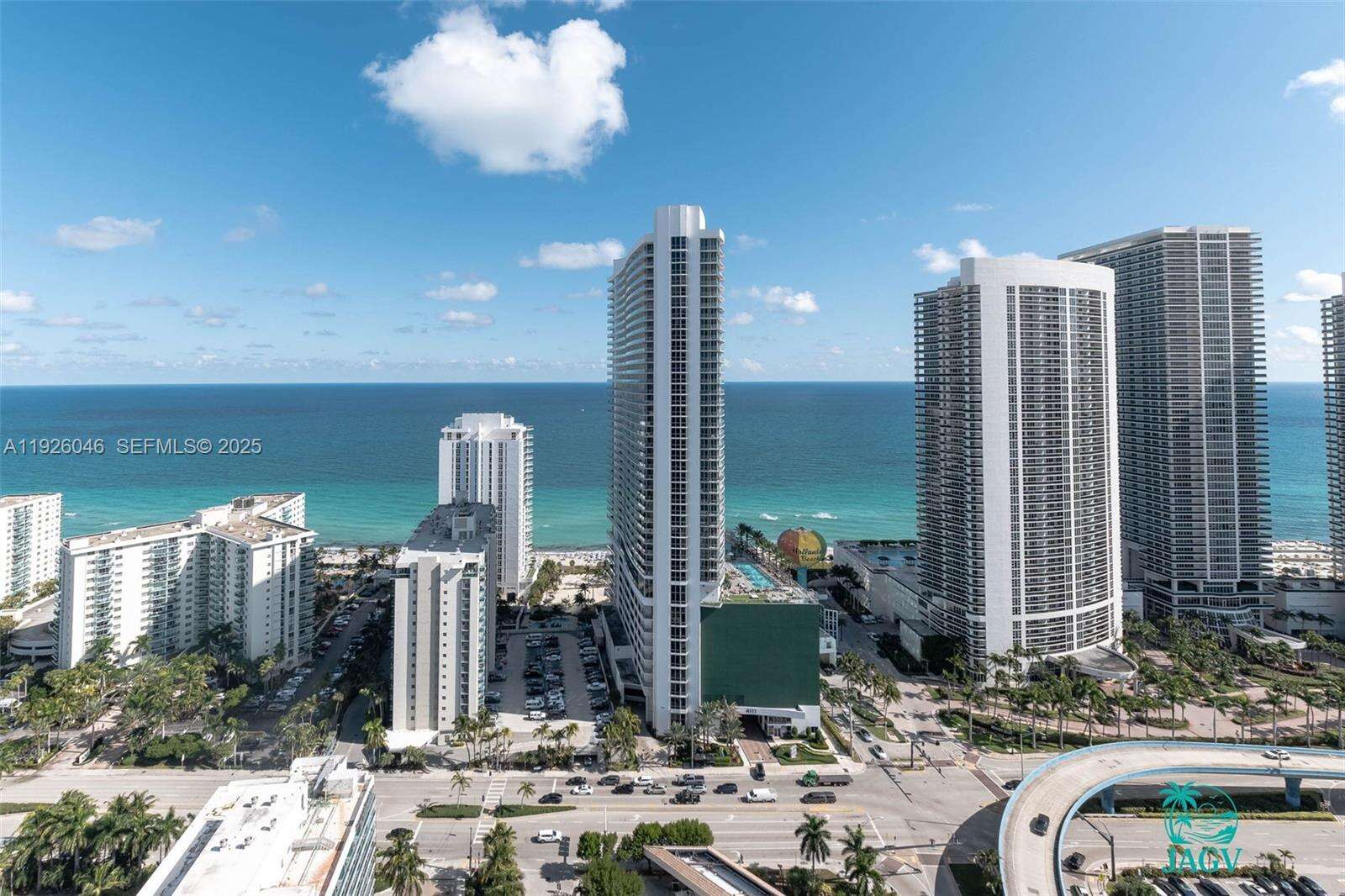 Hyde Beach House at 4010 Ocean Dr, Hollywood, FL 33019 - For Sale photo 18