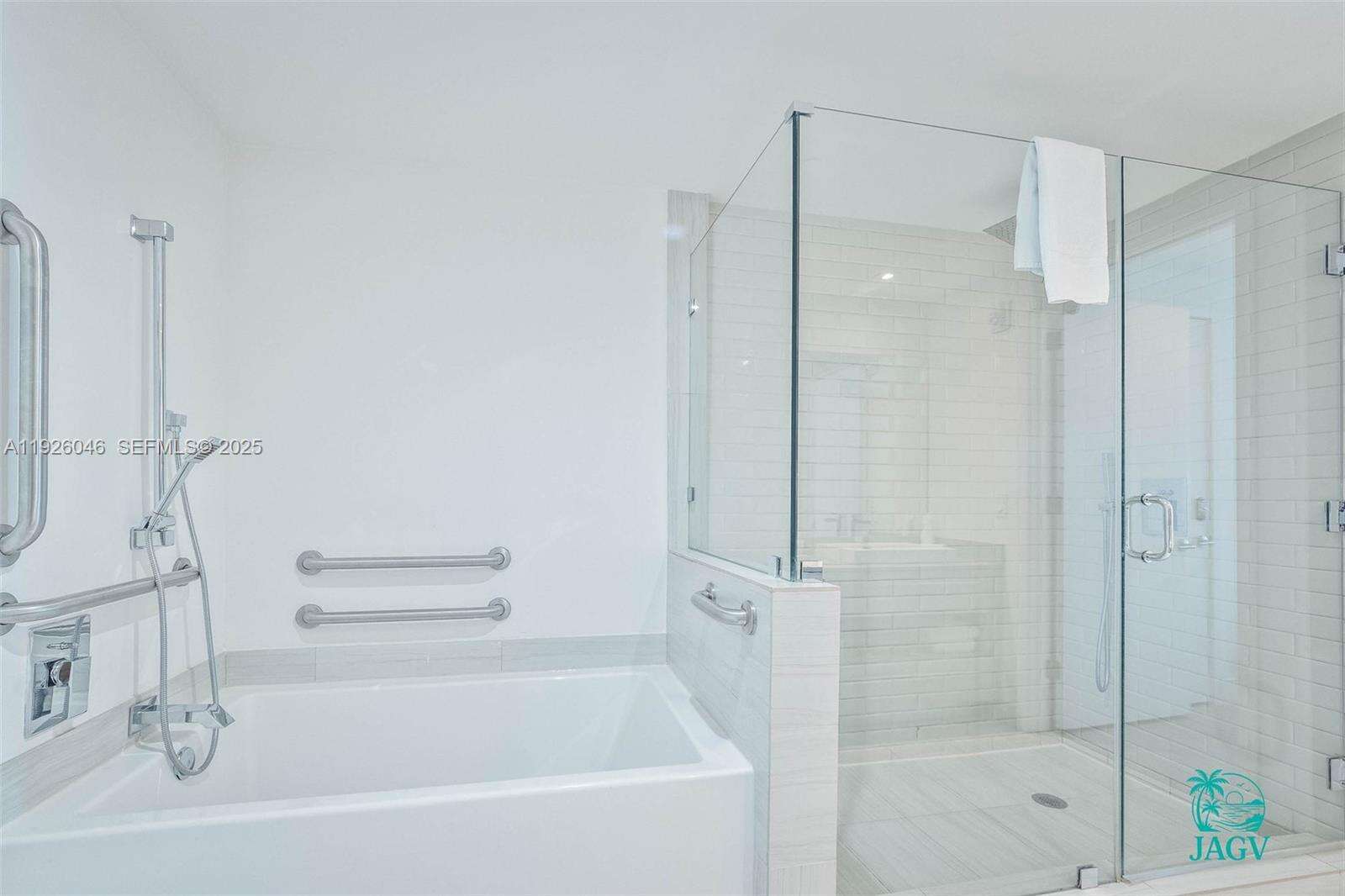Hyde Beach House at 4010 Ocean Dr, Hollywood, FL 33019 - For Sale photo 30