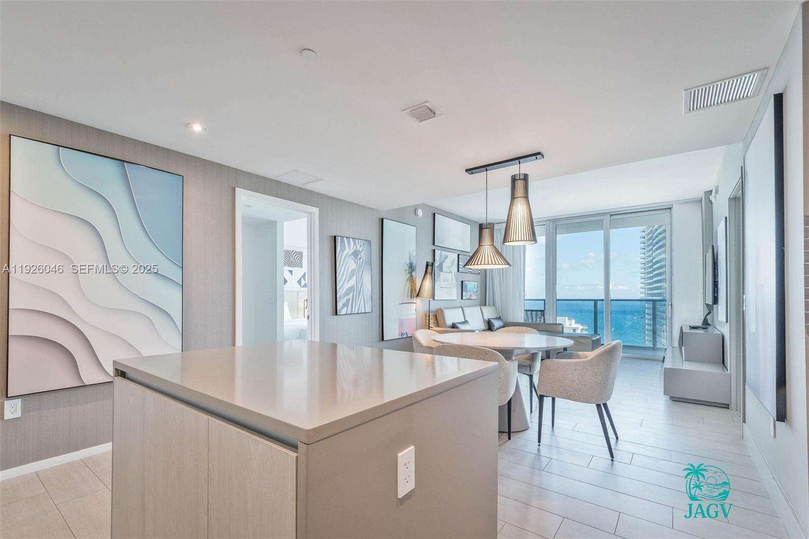 Hyde Beach House at 4010 Ocean Dr, Hollywood, FL 33019 - For Sale photo 41