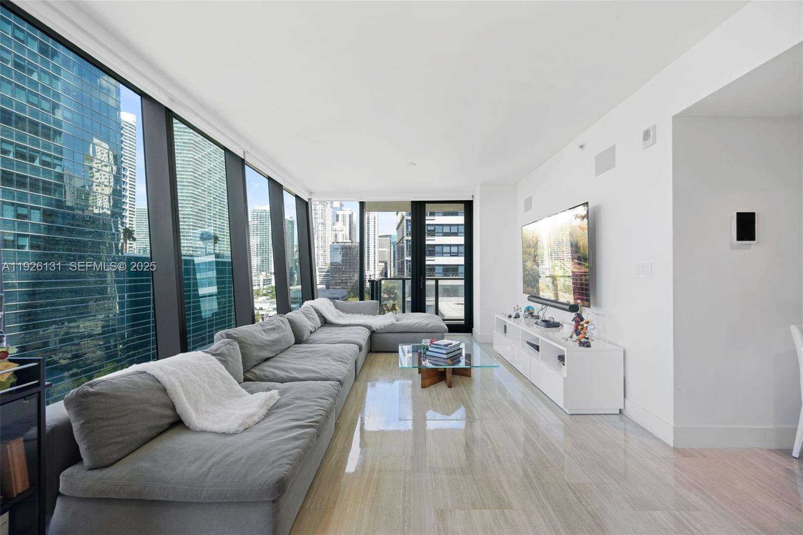 Echo Brickell at 1451 Brickell Ave, Miami, FL 33131 - For Sale photo 2