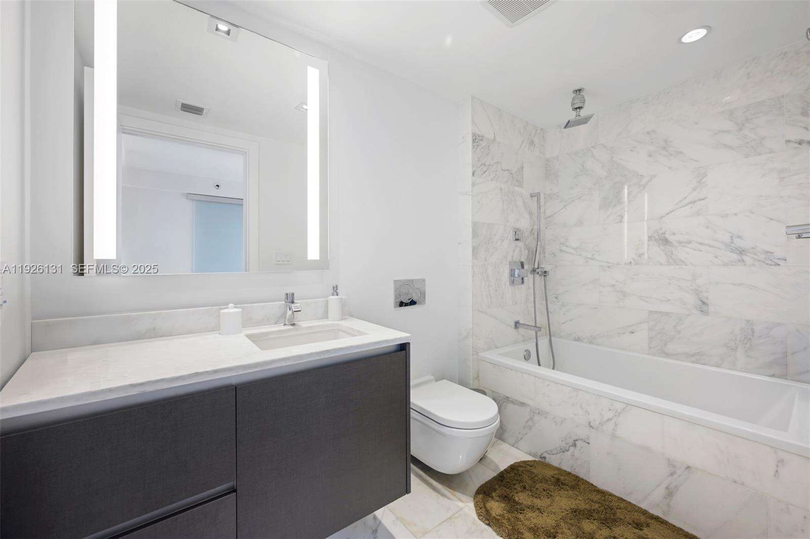 Echo Brickell at 1451 Brickell Ave, Miami, FL 33131 - For Sale photo 12