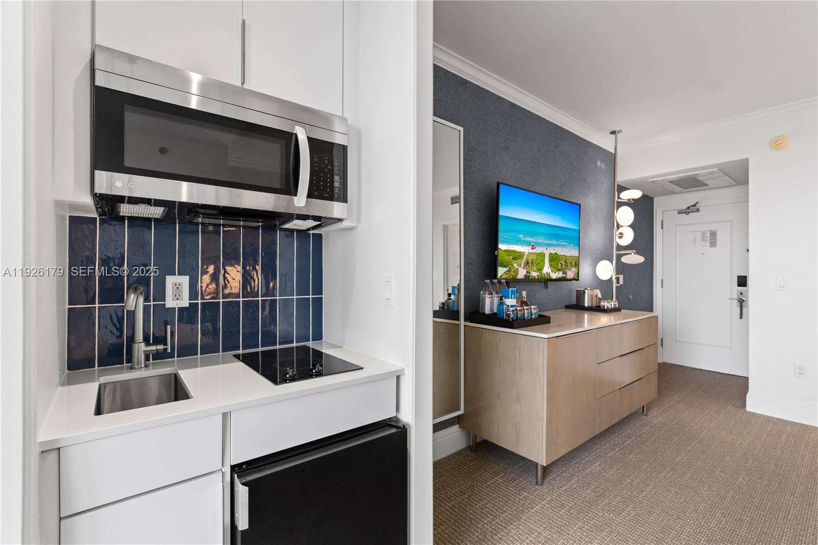 FONTAINEBLEAU II - 4401 Collins Ave, Miami Beach, FL 33140 | Picture 15