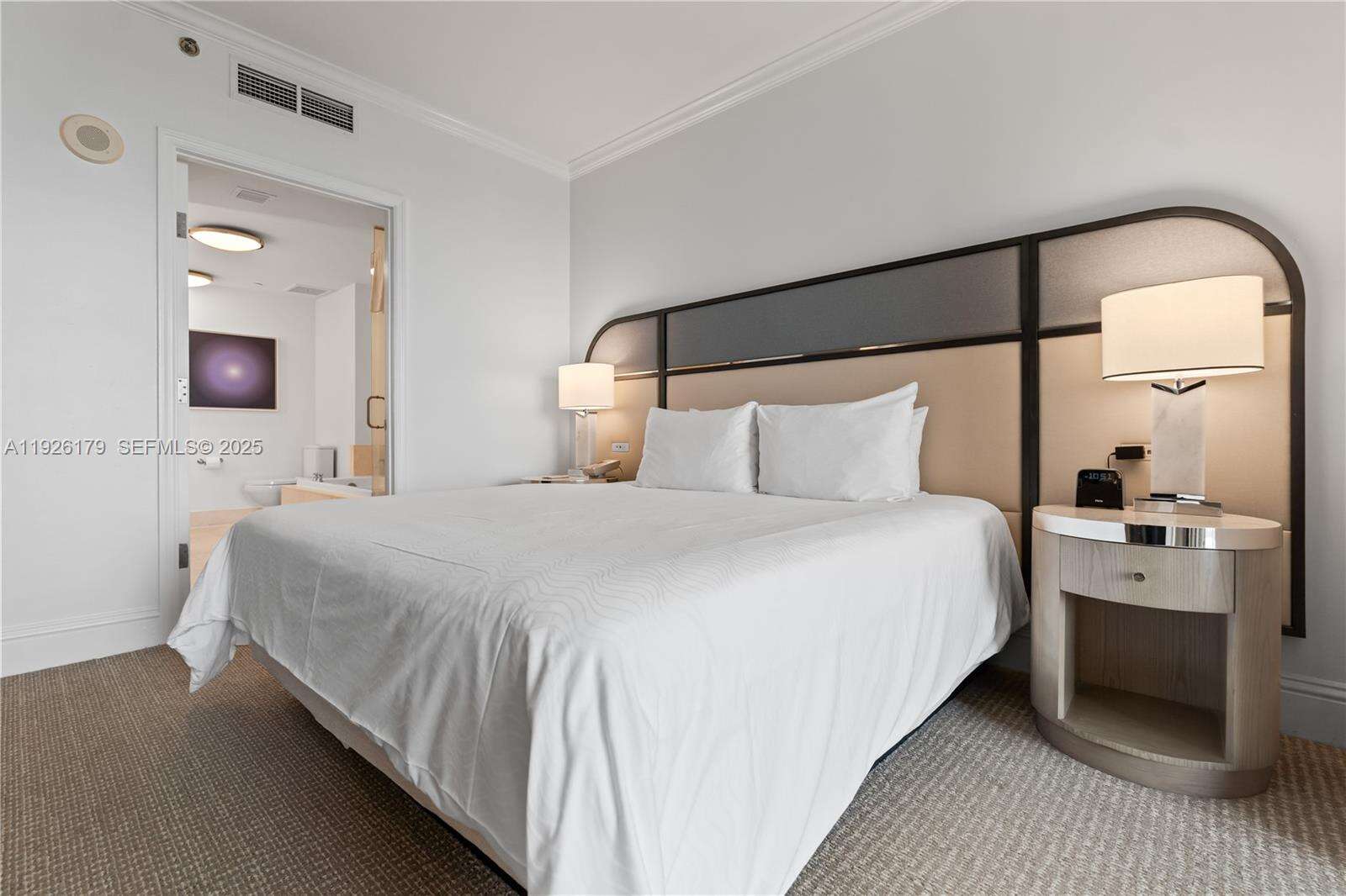 FONTAINEBLEAU II - 4401 Collins Ave, Miami Beach, FL 33140 | Picture 18