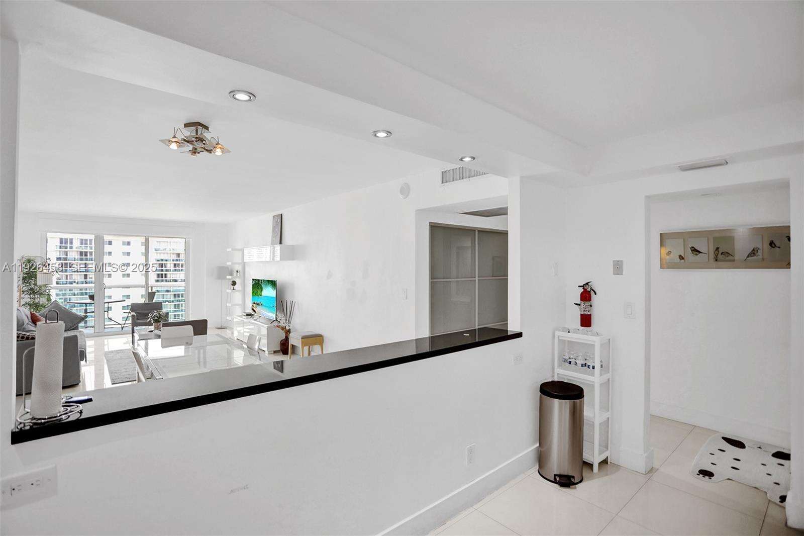 Ocean Reserve at 19370 Collins Ave, Sunny Isles Beach, FL 33160 - For Sale photo 24