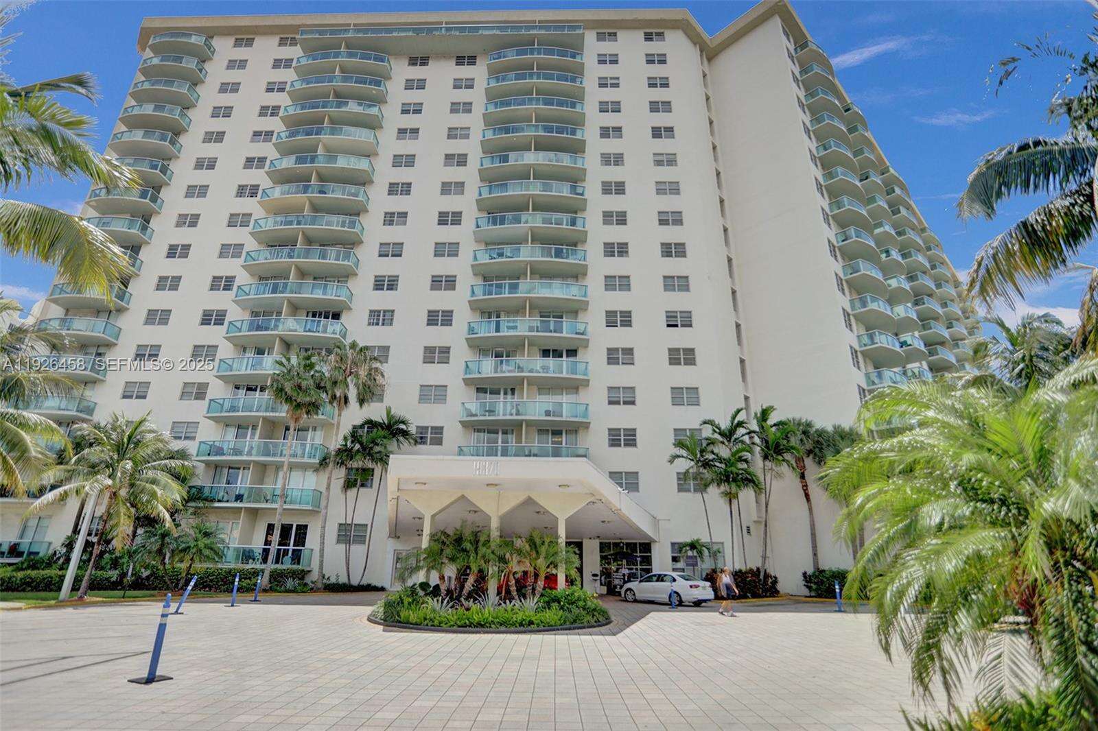 Ocean Reserve at 19370 Collins Ave, Sunny Isles Beach, FL 33160 - For Sale photo 32
