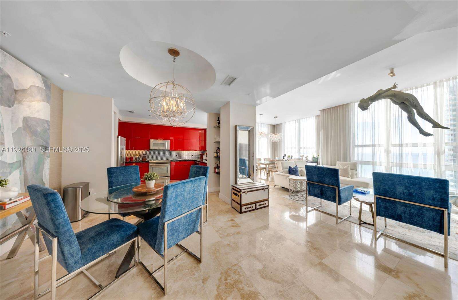 THE MARK ON BRICKELL - 1155 Brickell Bay Dr, Miami, FL 33131 | Picture 11