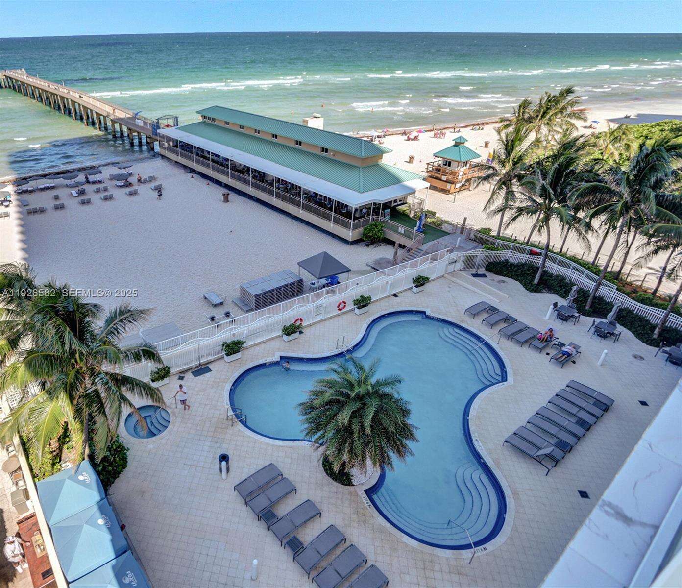 LA PERLA - 16699 Collins Ave, Sunny Isles Beach, FL 33160 | Picture 24