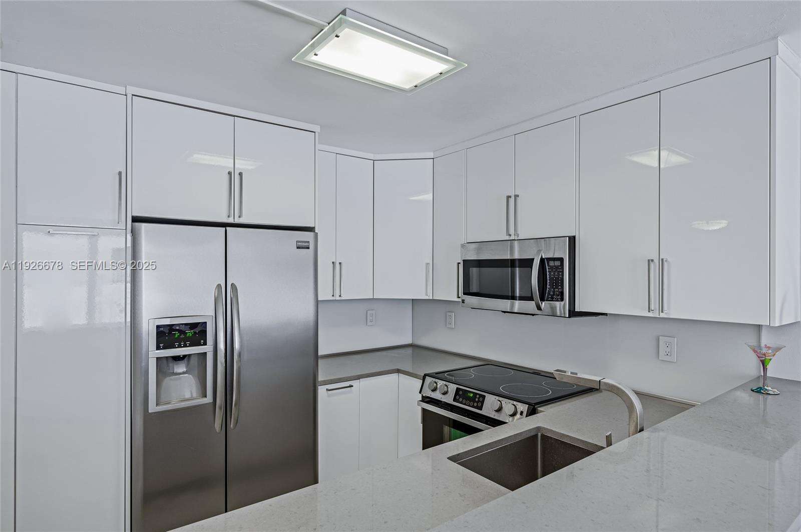 Ocean Point at 345 Ocean Dr, Miami Beach, FL 33139 - For Sale photo 5