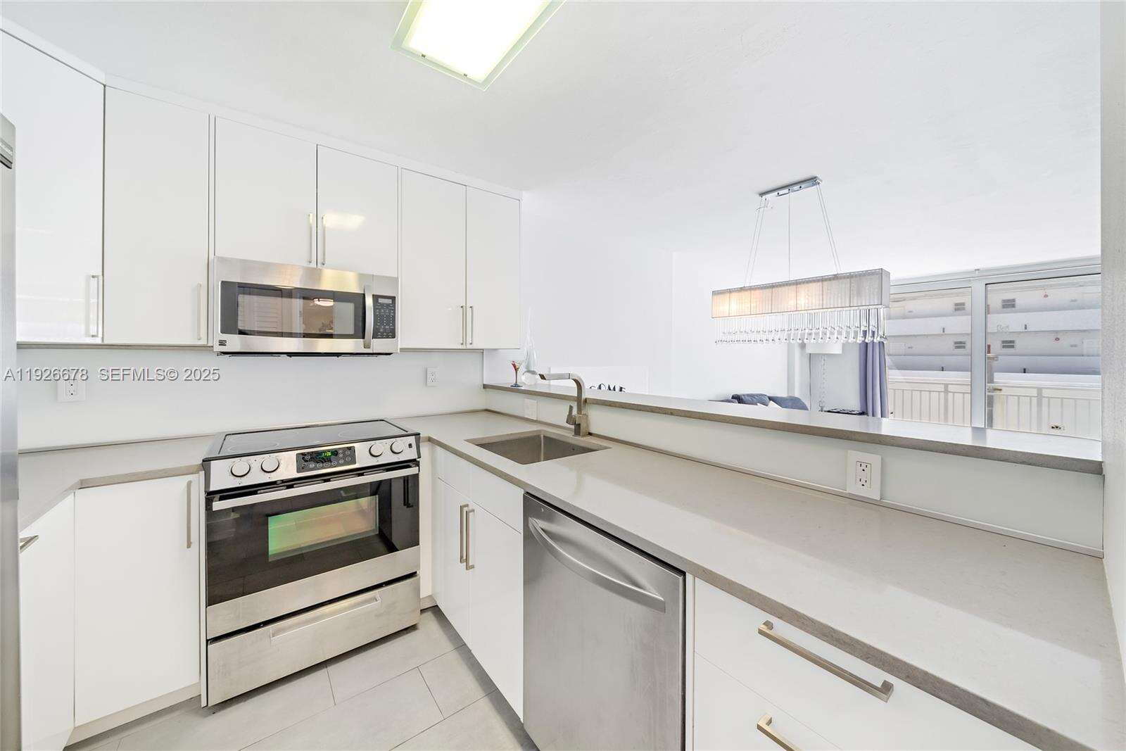 Ocean Point at 345 Ocean Dr, Miami Beach, FL 33139 - For Sale photo 6