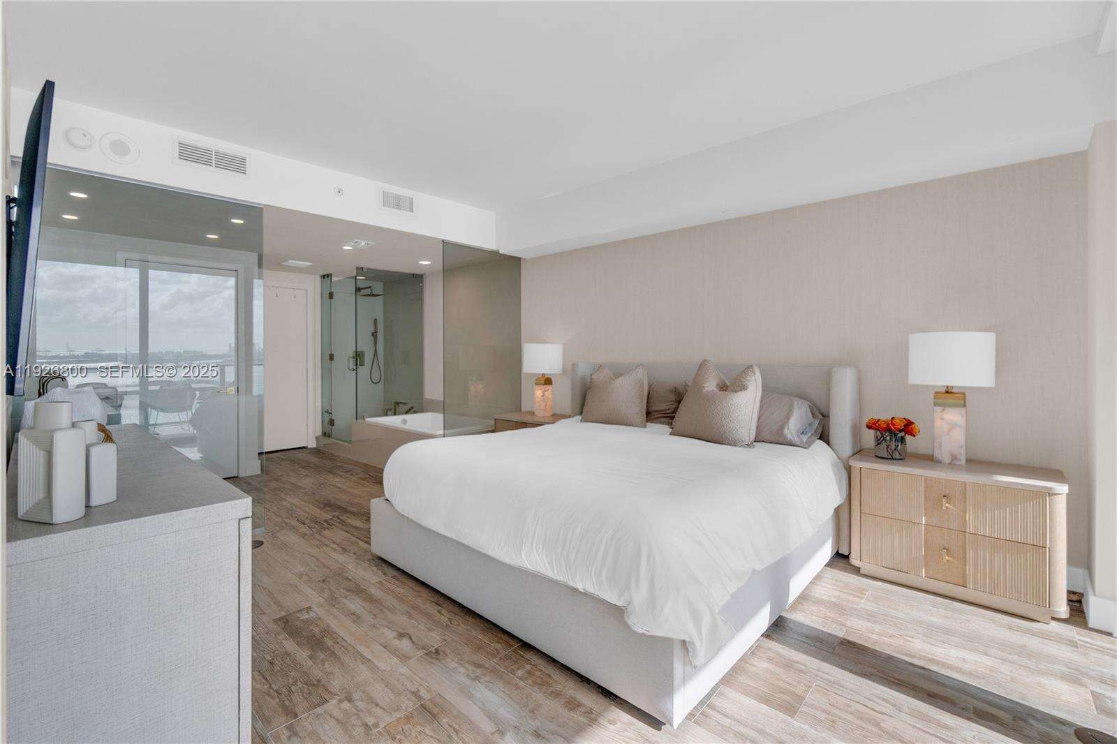 PARAISO BAY - 650 32nd St, Miami, FL 33137 | Picture 24