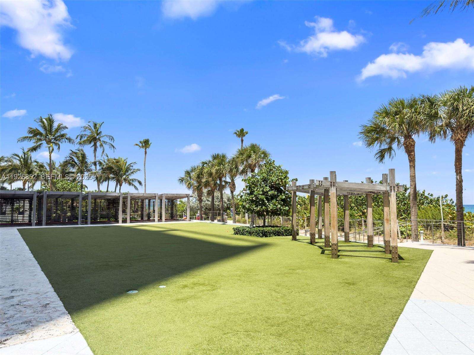 Central Carillon at 6801 Collins Ave, Miami Beach, FL 33141 - For Sale photo 22