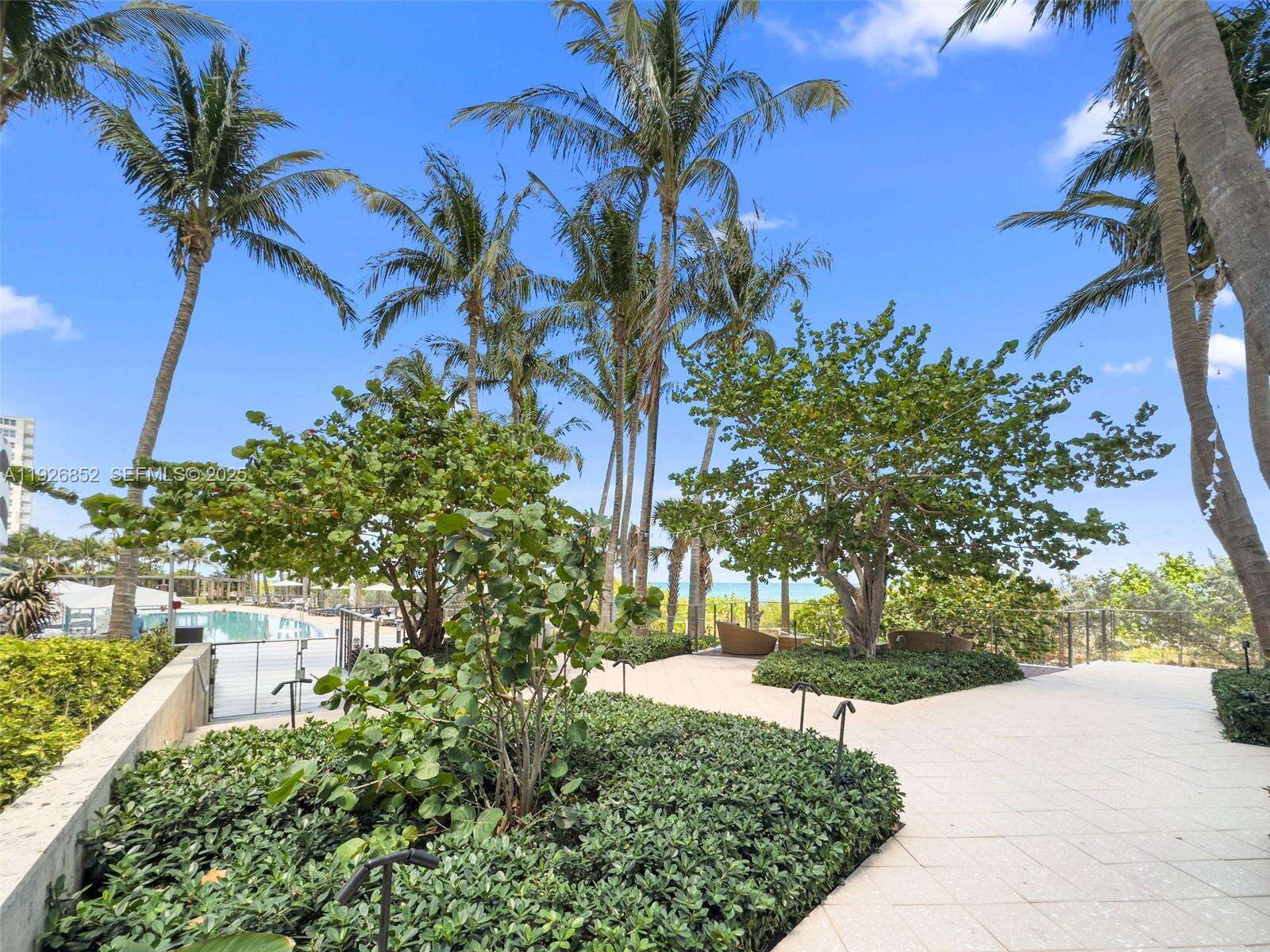 Central Carillon at 6801 Collins Ave, Miami Beach, FL 33141 - For Sale photo 28