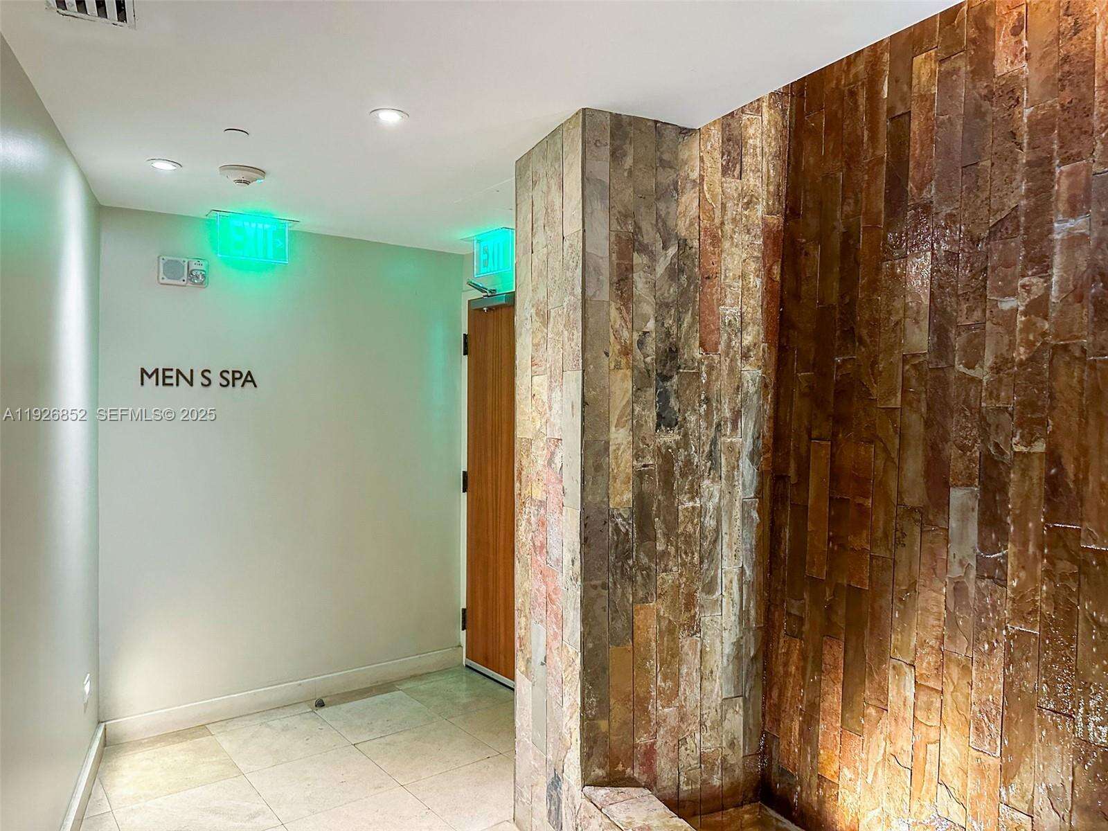 Central Carillon at 6801 Collins Ave, Miami Beach, FL 33141 - For Sale photo 41