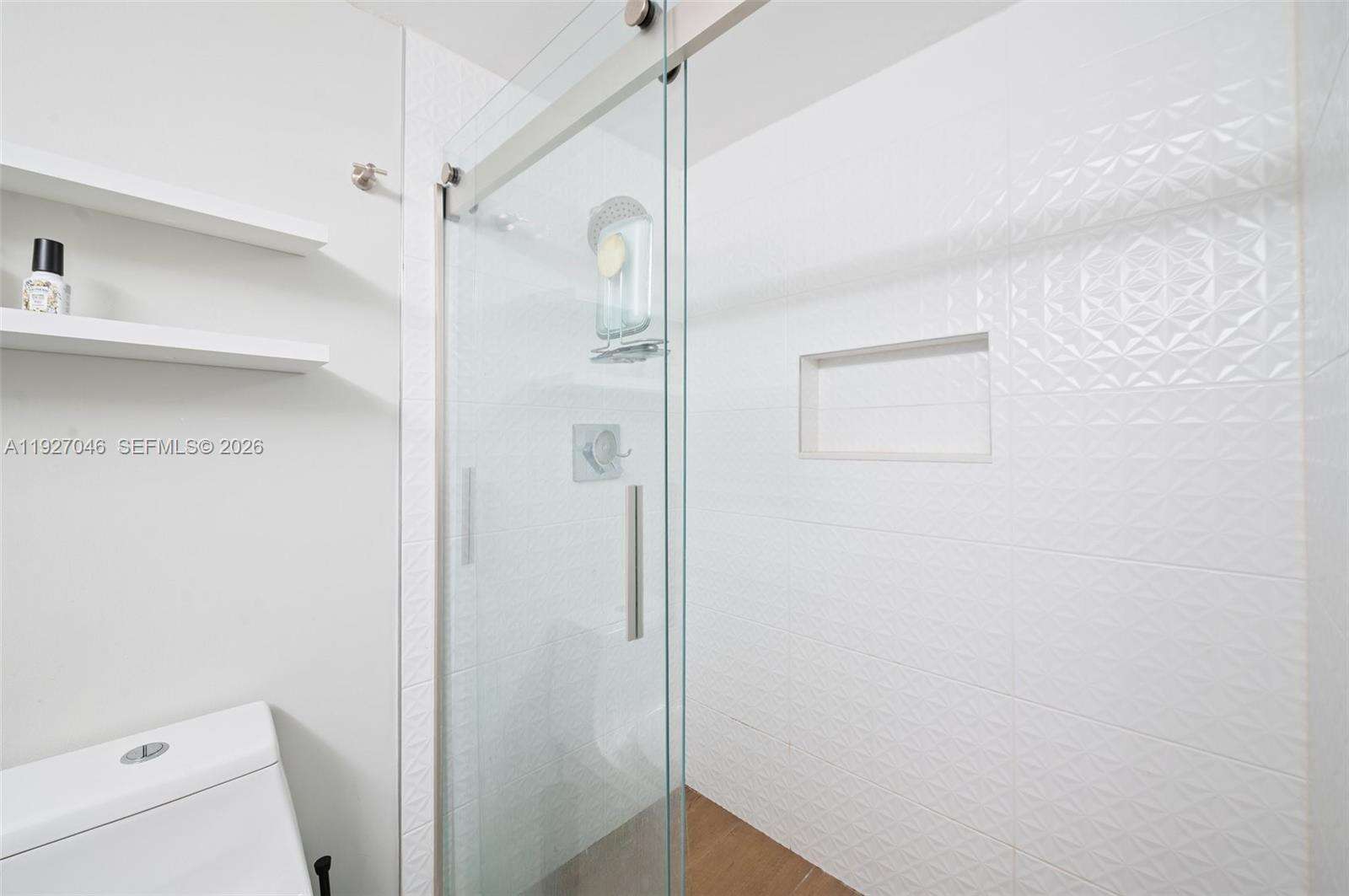 Courvoisier Courts at 701 Brickell Key Blvd, Miami, FL 33131 - For Sale photo 18