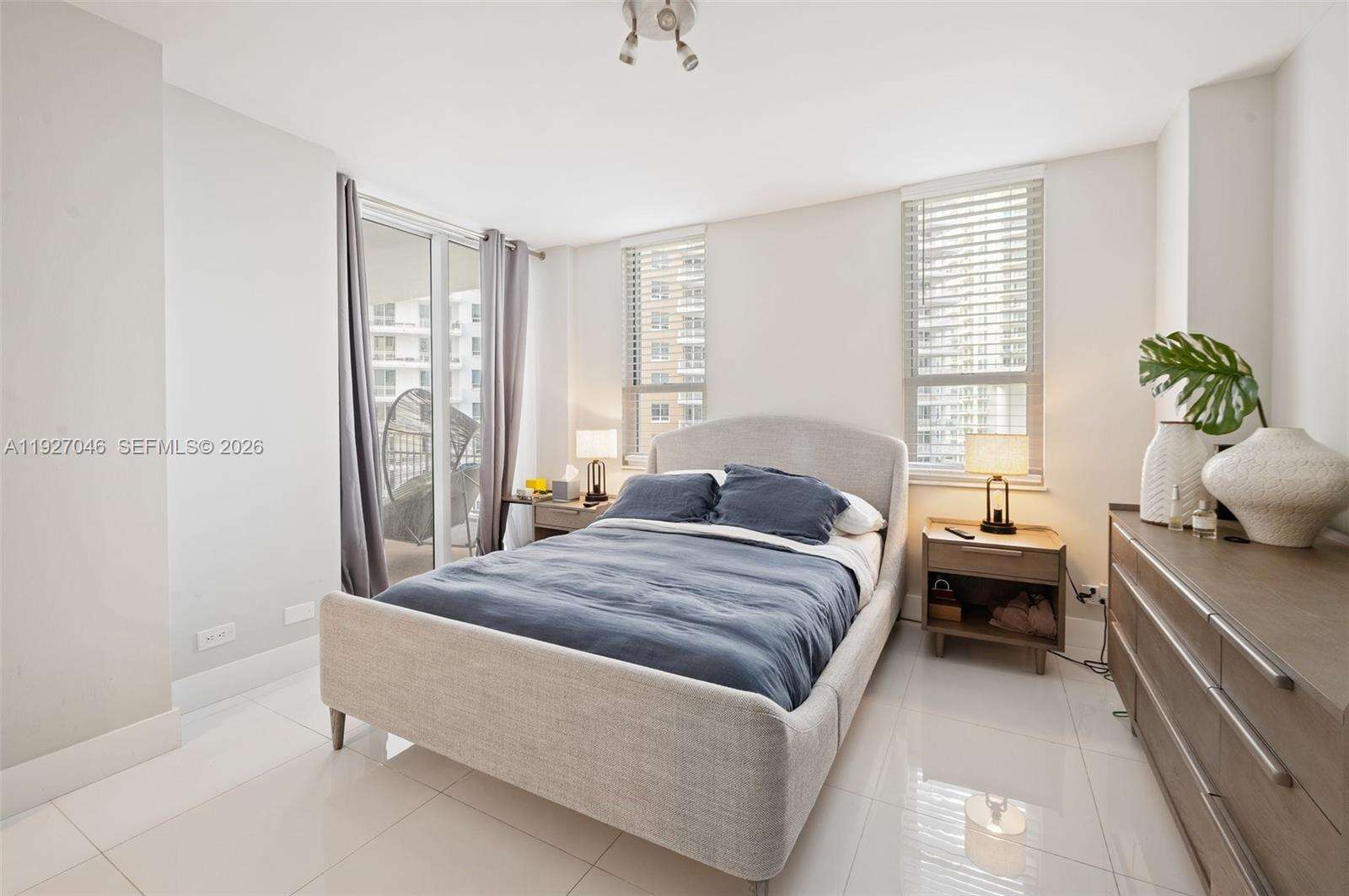 Courvoisier Courts at 701 Brickell Key Blvd, Miami, FL 33131 - For Sale photo 20