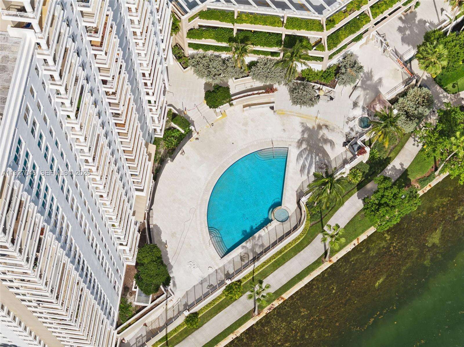Courvoisier Courts at 701 Brickell Key Blvd, Miami, FL 33131 - For Sale photo 32