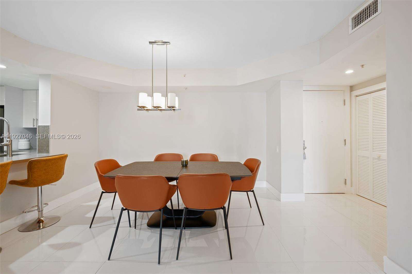 Courvoisier Courts at 701 Brickell Key Blvd, Miami, FL 33131 - For Sale photo 6