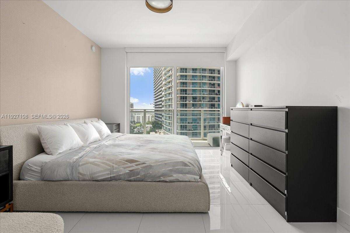 The Bond On Brickell at 1080 Brickell Ave, Miami, FL 33131 - For Sale photo 21
