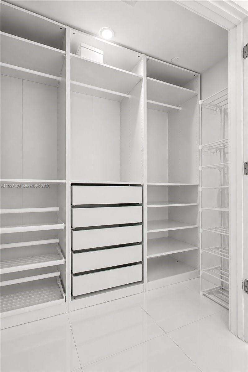 The Bond On Brickell at 1080 Brickell Ave, Miami, FL 33131 - For Sale photo 24