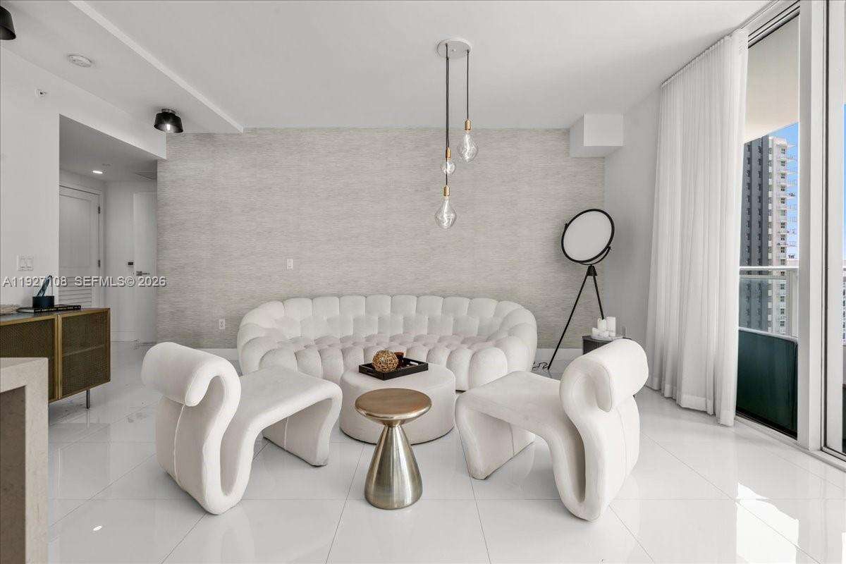 The Bond On Brickell at 1080 Brickell Ave, Miami, FL 33131 - For Sale photo 8