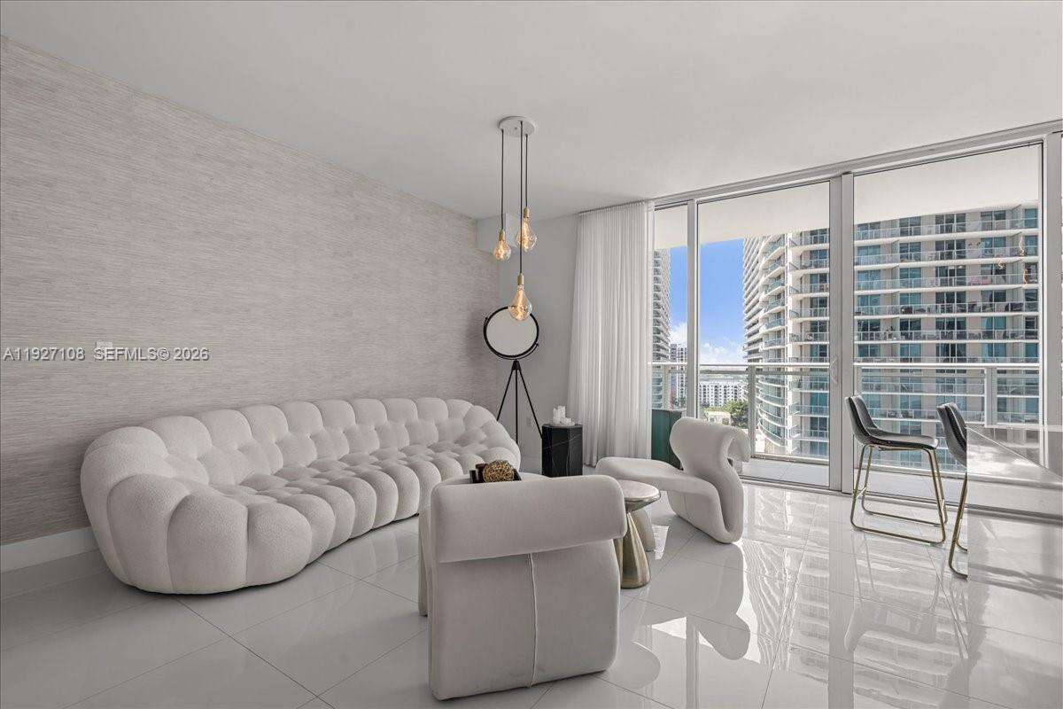 The Bond On Brickell at 1080 Brickell Ave, Miami, FL 33131 - For Sale photo 9