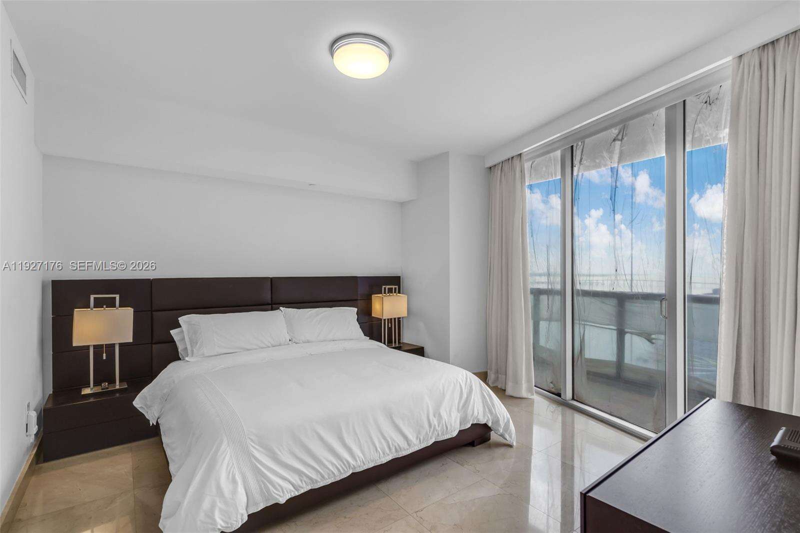 Icon Brickell 2 at 495 Brickell Ave, Miami, FL 33131 - For Sale photo 15