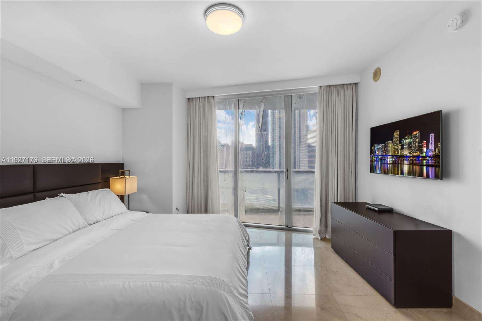 Icon Brickell 2 at 495 Brickell Ave, Miami, FL 33131 - For Sale photo 16