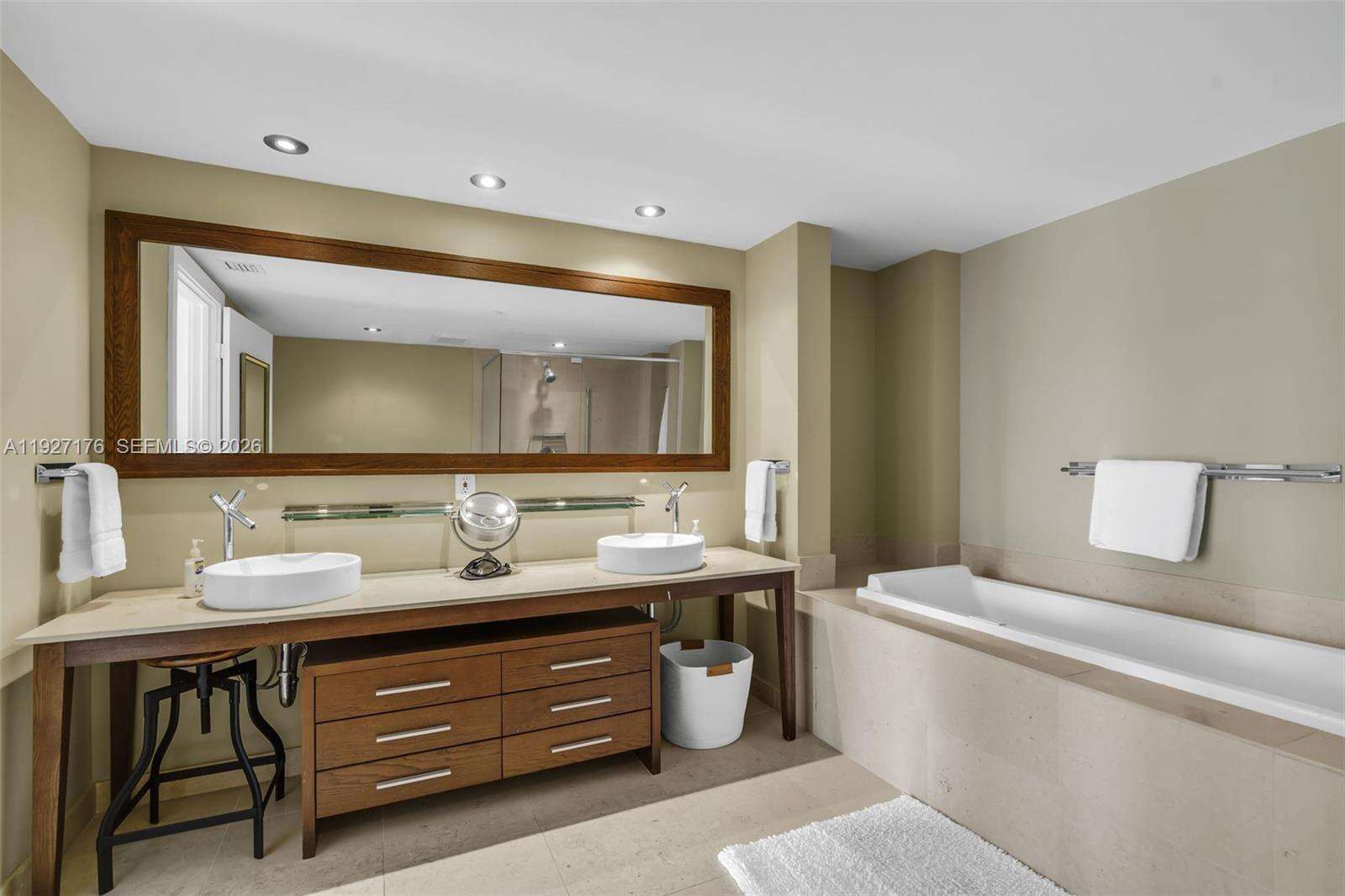 Icon Brickell 2 at 495 Brickell Ave, Miami, FL 33131 - For Sale photo 20