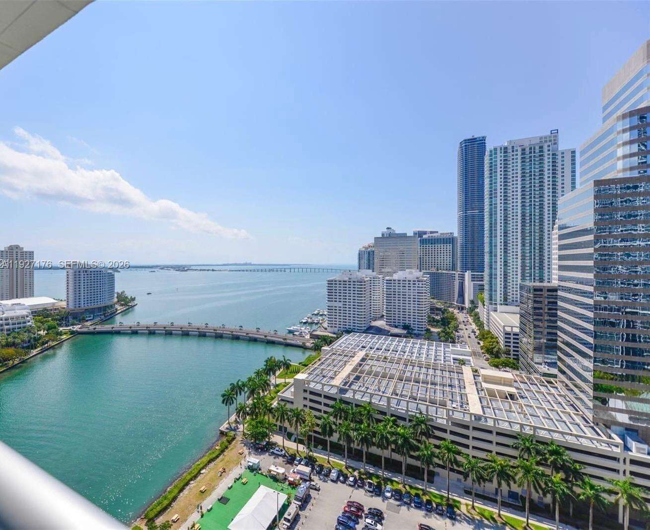Icon Brickell 2 at 495 Brickell Ave, Miami, FL 33131 - For Sale photo 3