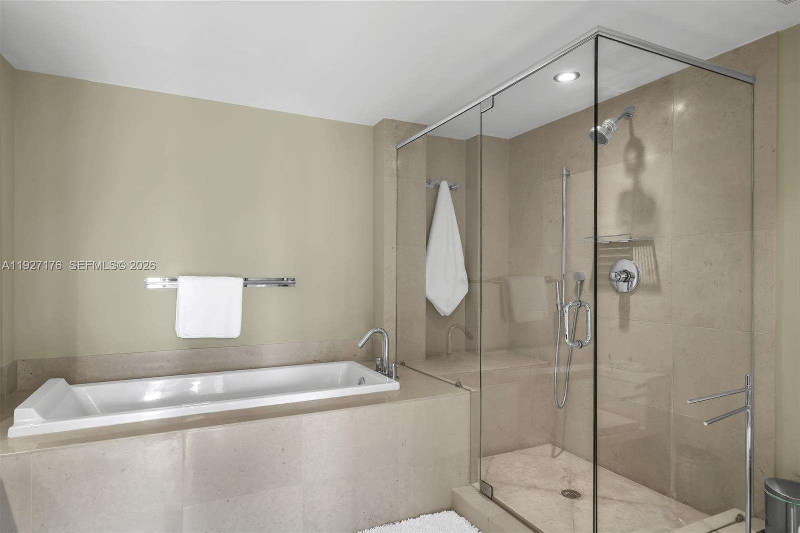 Icon Brickell 2 at 495 Brickell Ave, Miami, FL 33131 - For Sale photo 22