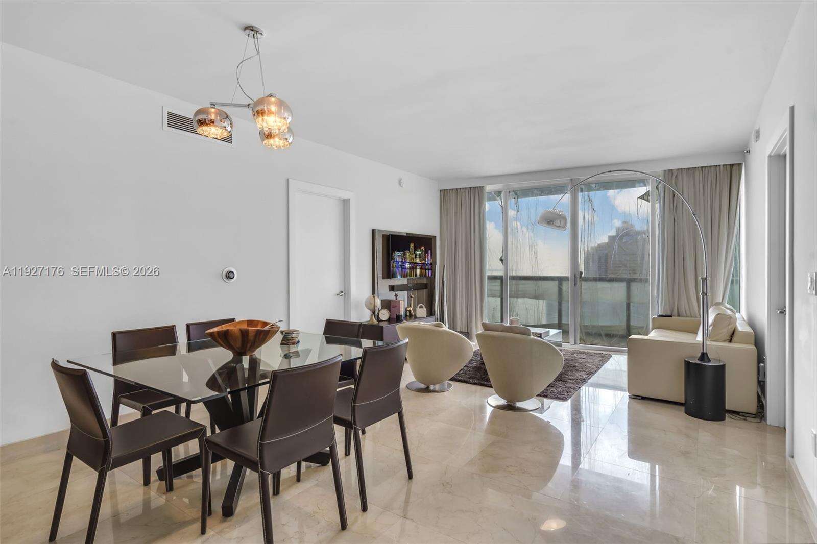 Icon Brickell 2 at 495 Brickell Ave, Miami, FL 33131 - For Sale photo 5