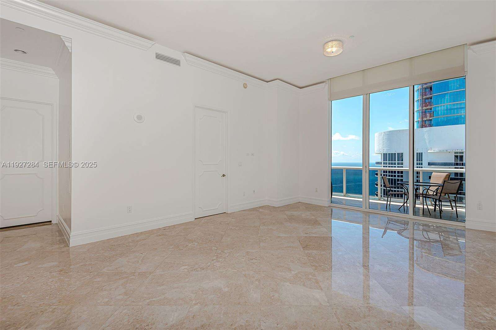 TDR TOWER II - 15901 Collins Ave, Sunny Isles Beach, FL 33160 | Picture 11