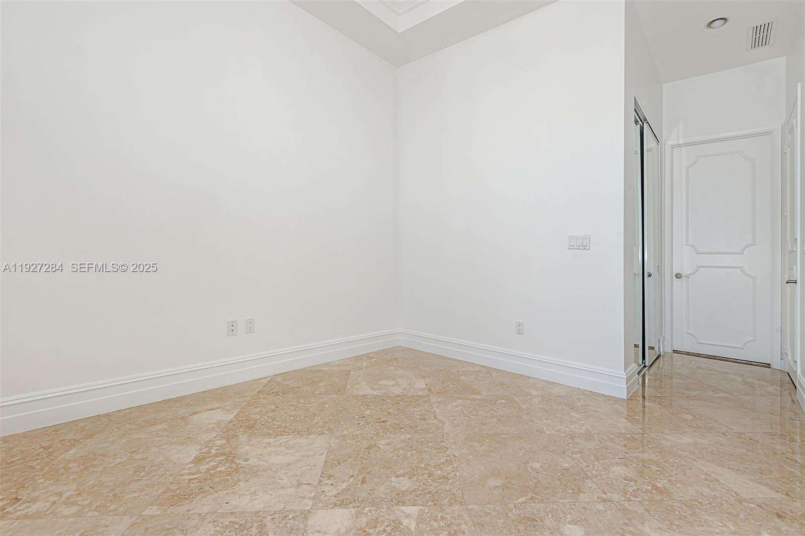 TDR TOWER II - 15901 Collins Ave, Sunny Isles Beach, FL 33160 | Picture 18