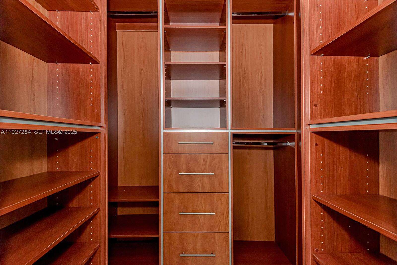 TDR TOWER II - 15901 Collins Ave, Sunny Isles Beach, FL 33160 | Picture 25