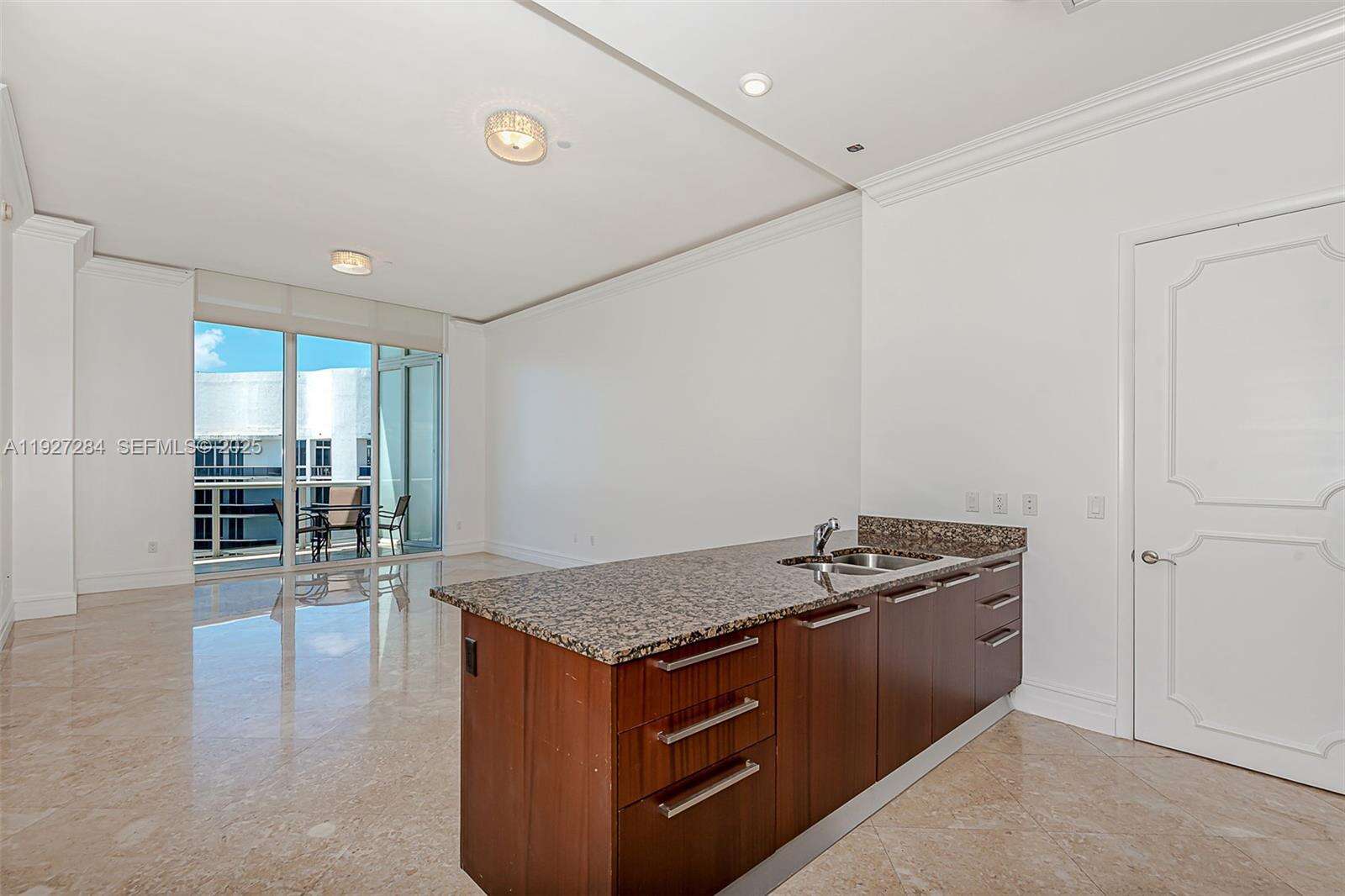 TDR TOWER II - 15901 Collins Ave, Sunny Isles Beach, FL 33160 | Picture 9