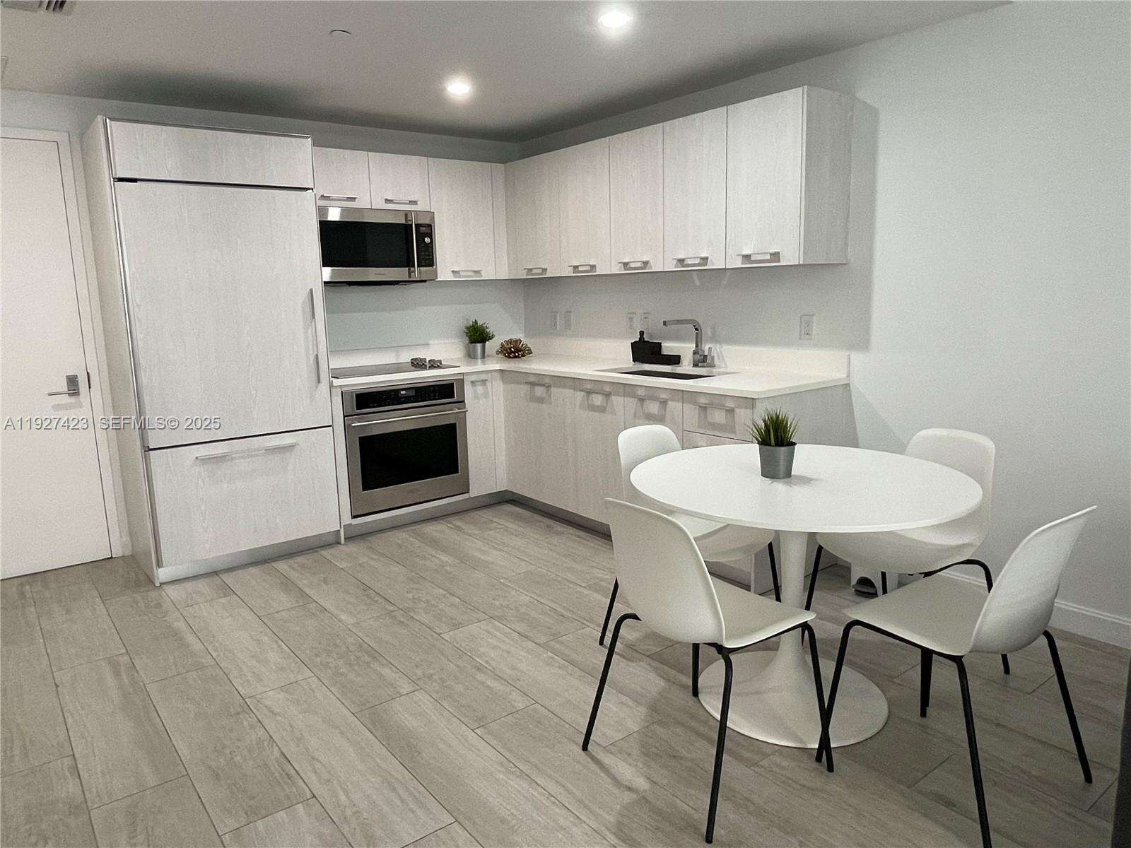 Brickell Heights East at 45 9 St, Miami, FL 33130 - For Sale photo 3