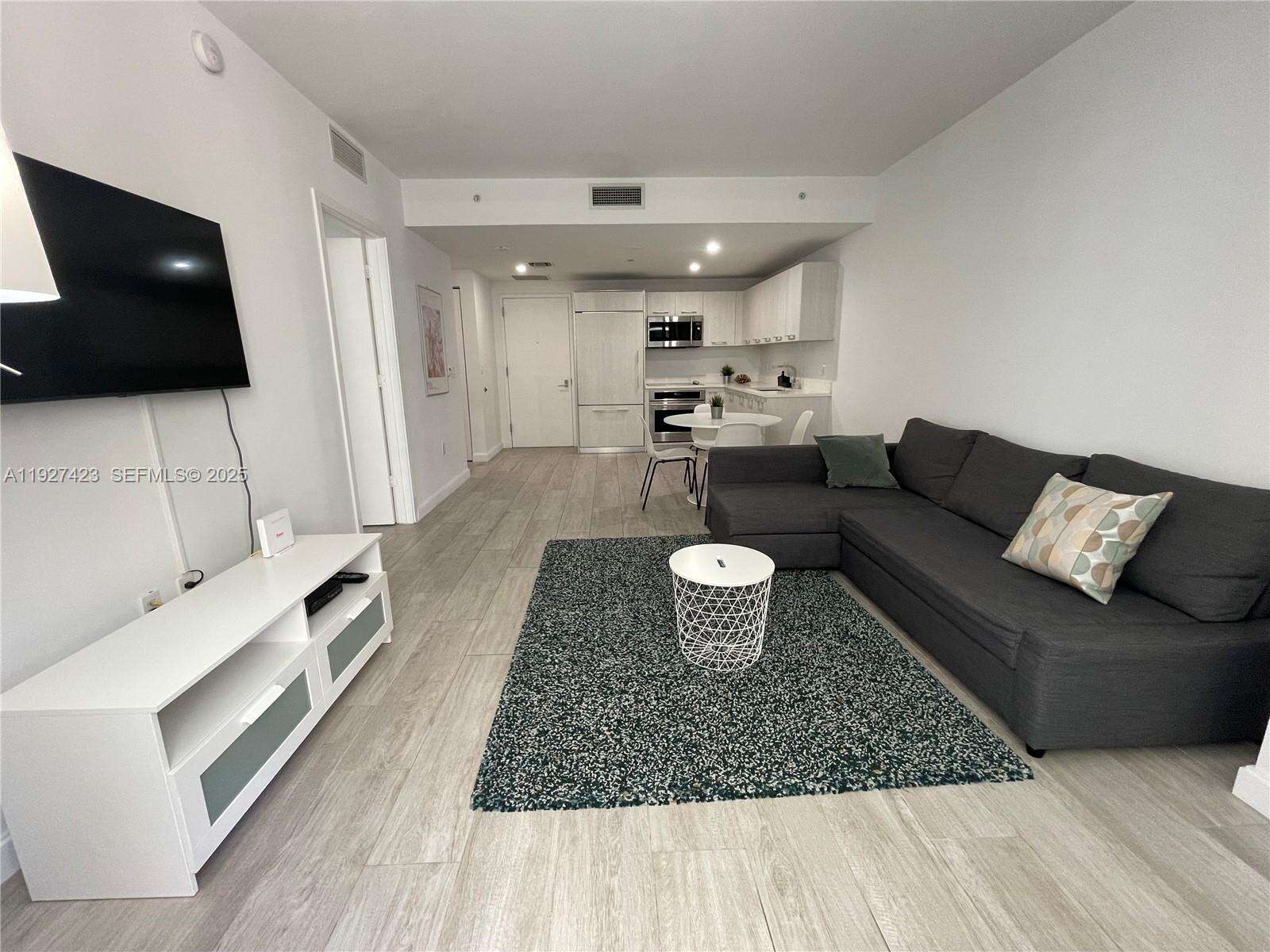 Brickell Heights East at 45 9 St, Miami, FL 33130 - For Sale photo 4