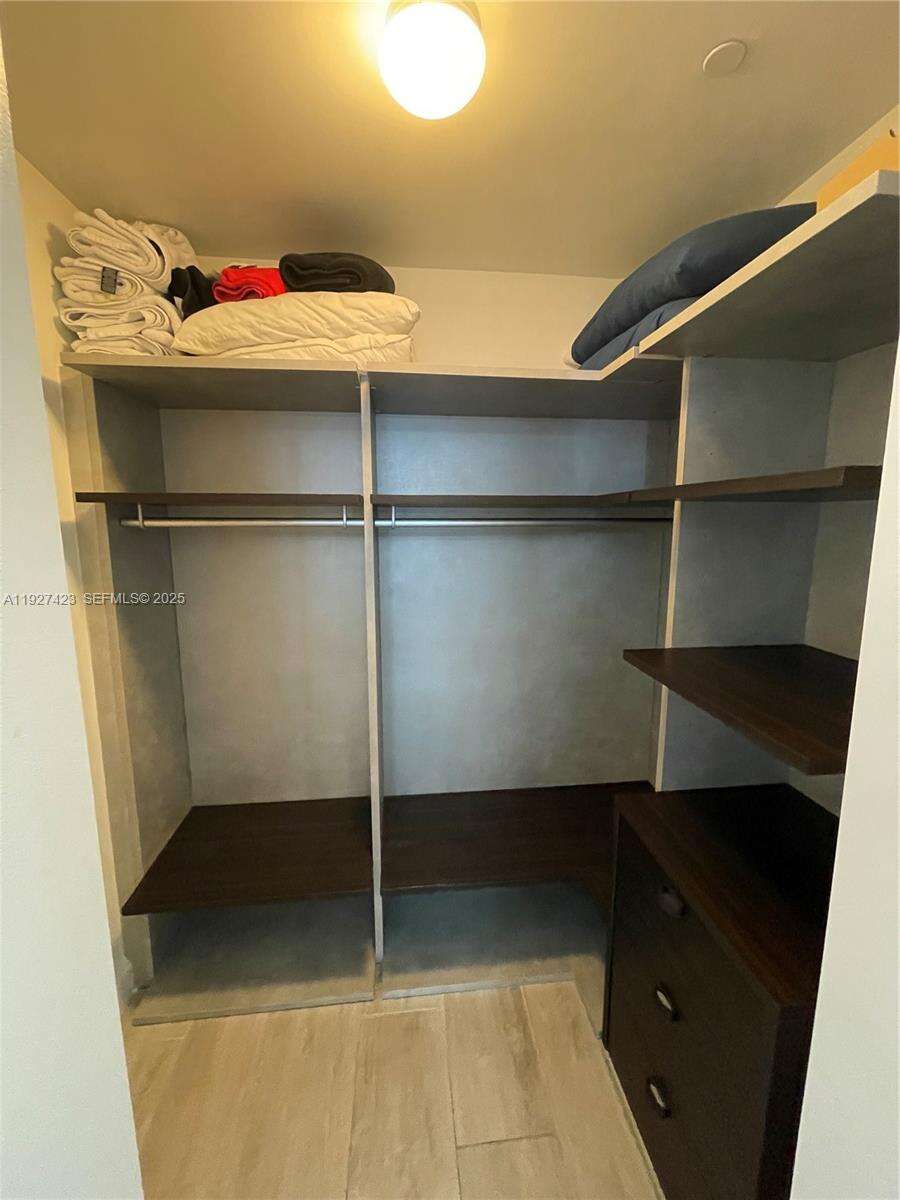 Brickell Heights East at 45 9 St, Miami, FL 33130 - For Sale photo 7