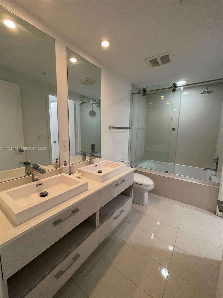 Brickell Heights East at 45 9 St, Miami, FL 33130 - For Sale photo 8
