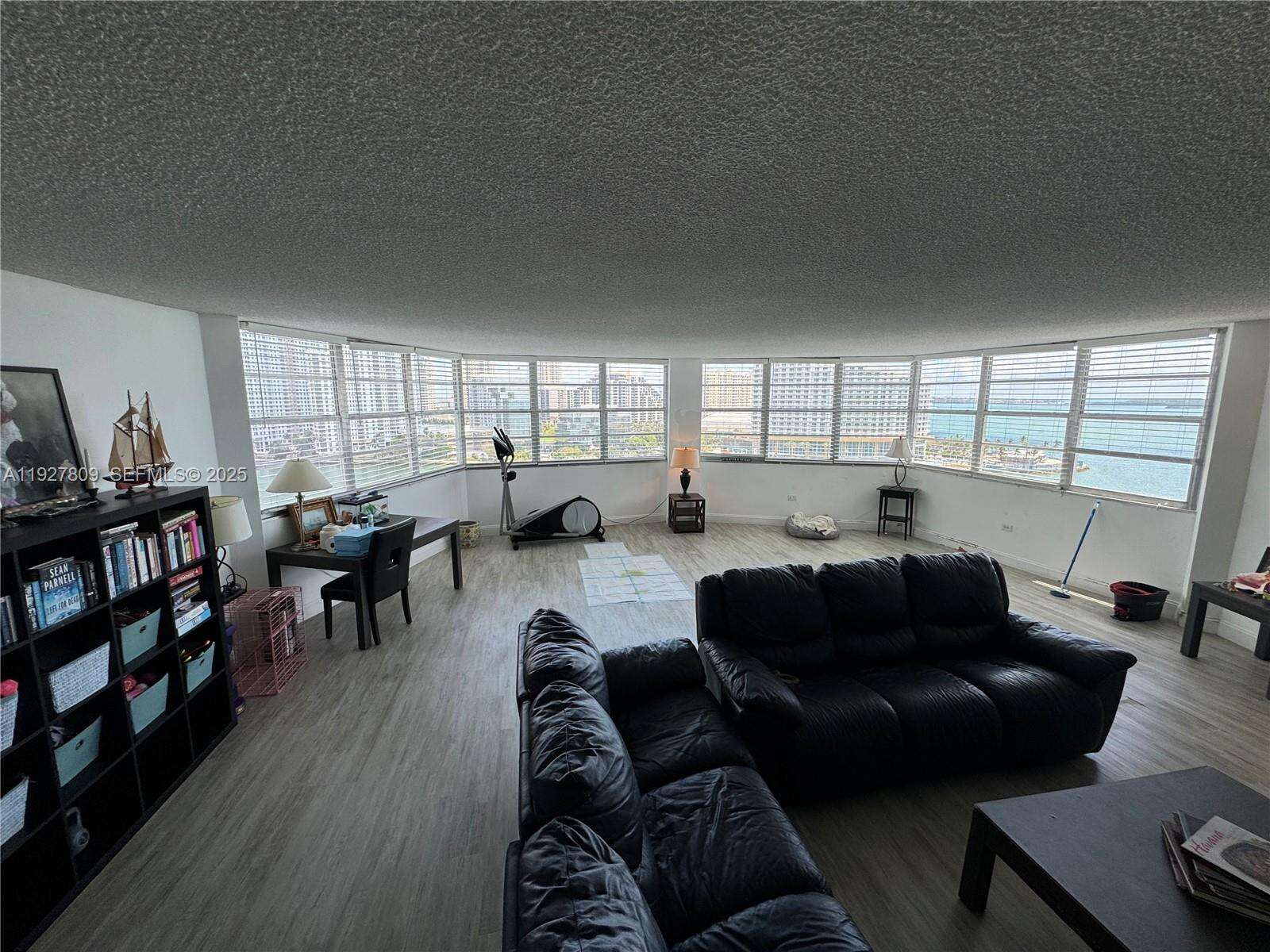 Four Ambassadors at 905 Brickell Bay Dr, Miami, FL 33131 - For Sale photo 10
