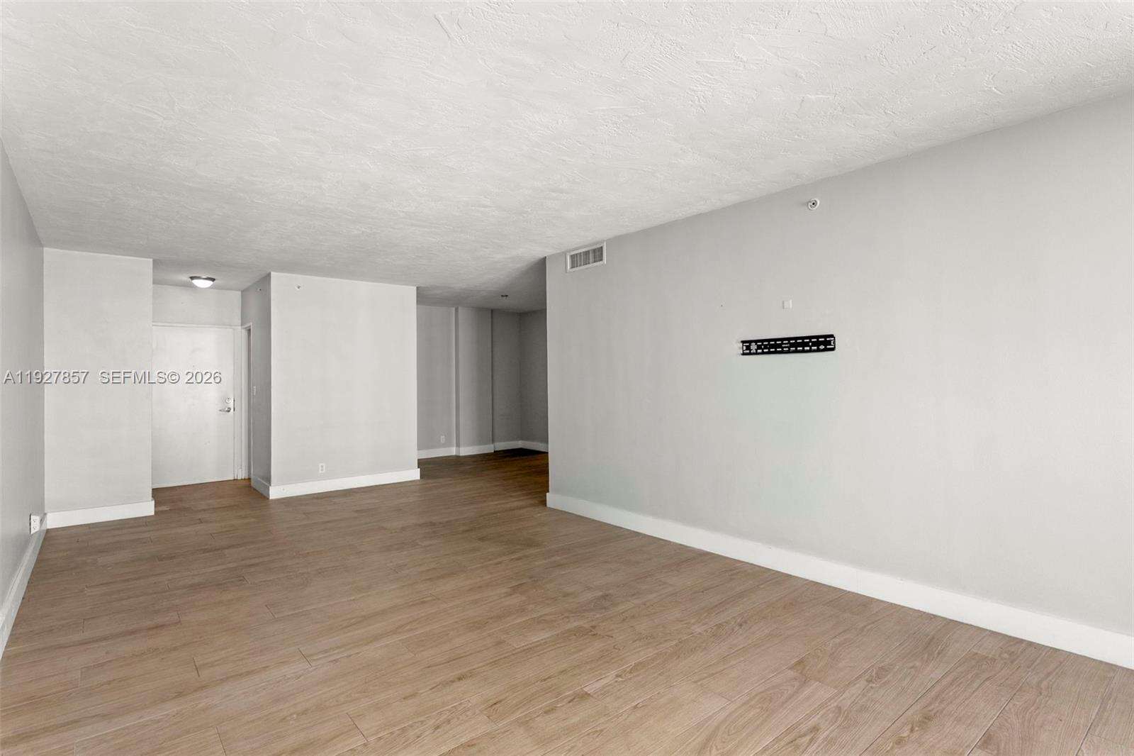 The Residences at 3001 Ocean Dr, Hollywood, FL 33019 - For Sale photo 9