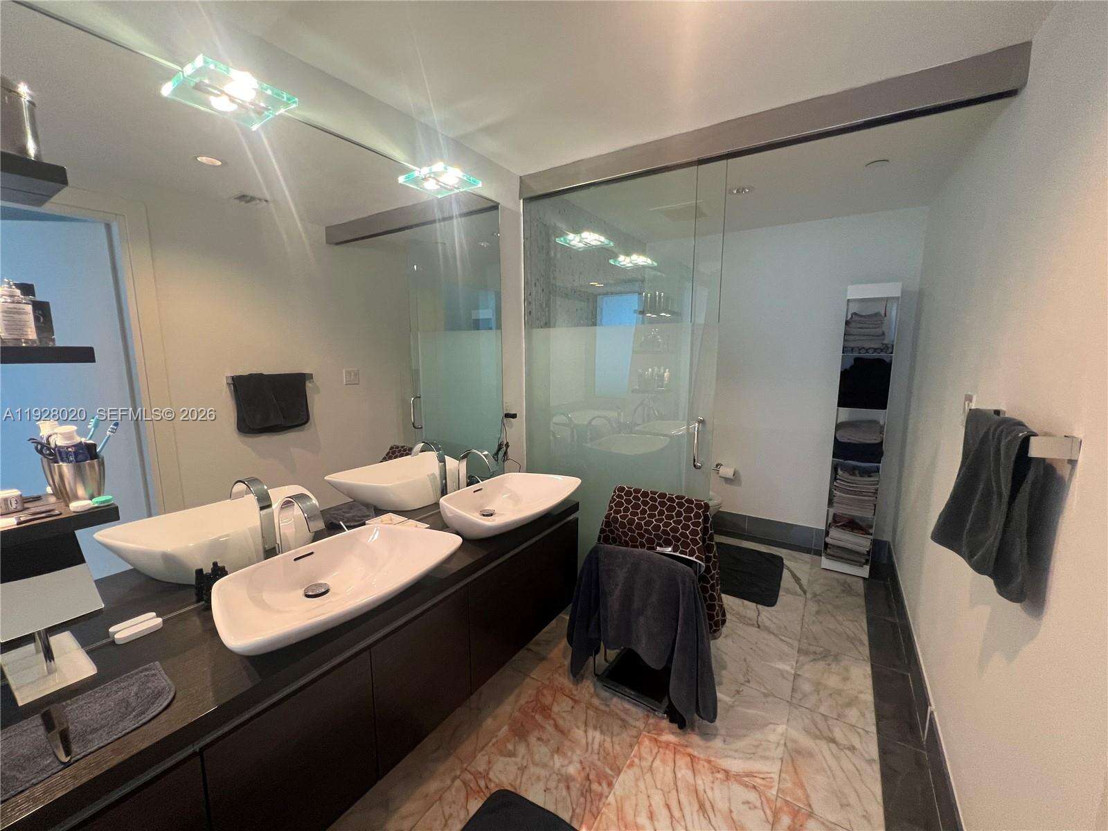 Epic Residences at 200 Biscayne Blvd Way, Miami, FL 33131 - For Sale photo 15