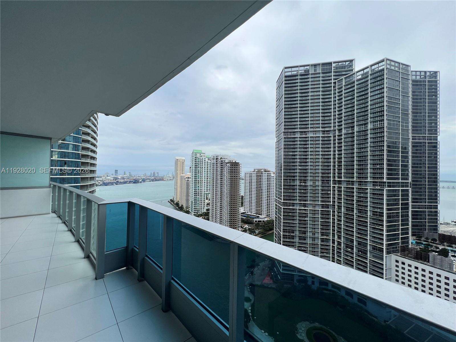 Epic Residences at 200 Biscayne Blvd Way, Miami, FL 33131 - For Sale photo 4