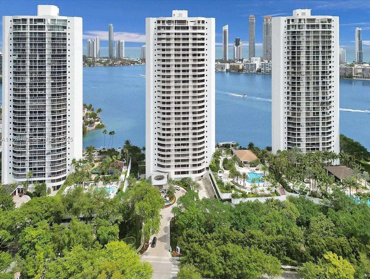 3000 ISL BLVD WILLIAMS ISL - 3000 Island Blvd, Aventura, FL 33160 | Picture 1