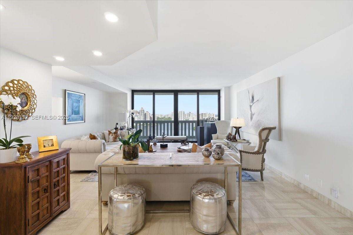 3000 ISL BLVD WILLIAMS ISL - 3000 Island Blvd, Aventura, FL 33160 | Picture 4