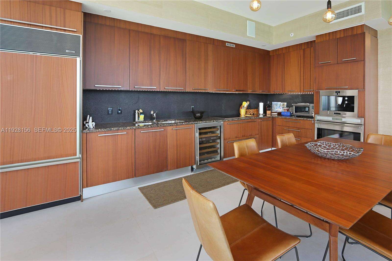 Trump Tower 2 at 15901 Collins Ave, Sunny Isles Beach, FL 33160 - For Sale photo 13