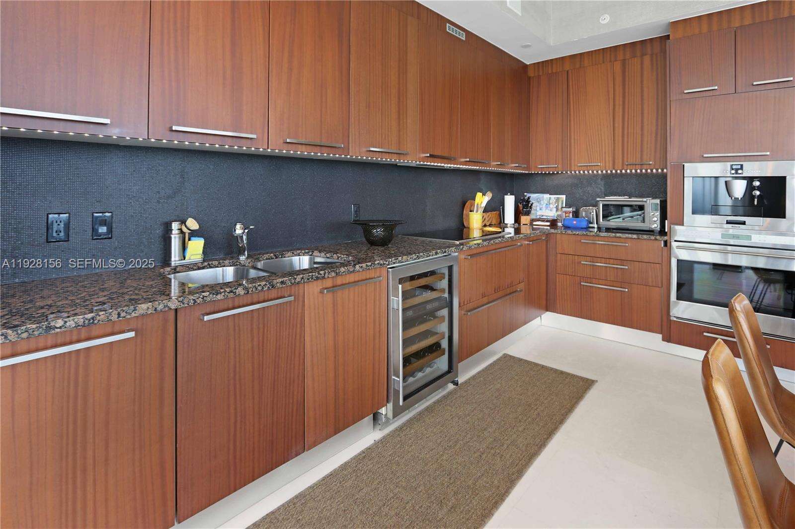 Trump Tower 2 at 15901 Collins Ave, Sunny Isles Beach, FL 33160 - For Sale photo 16