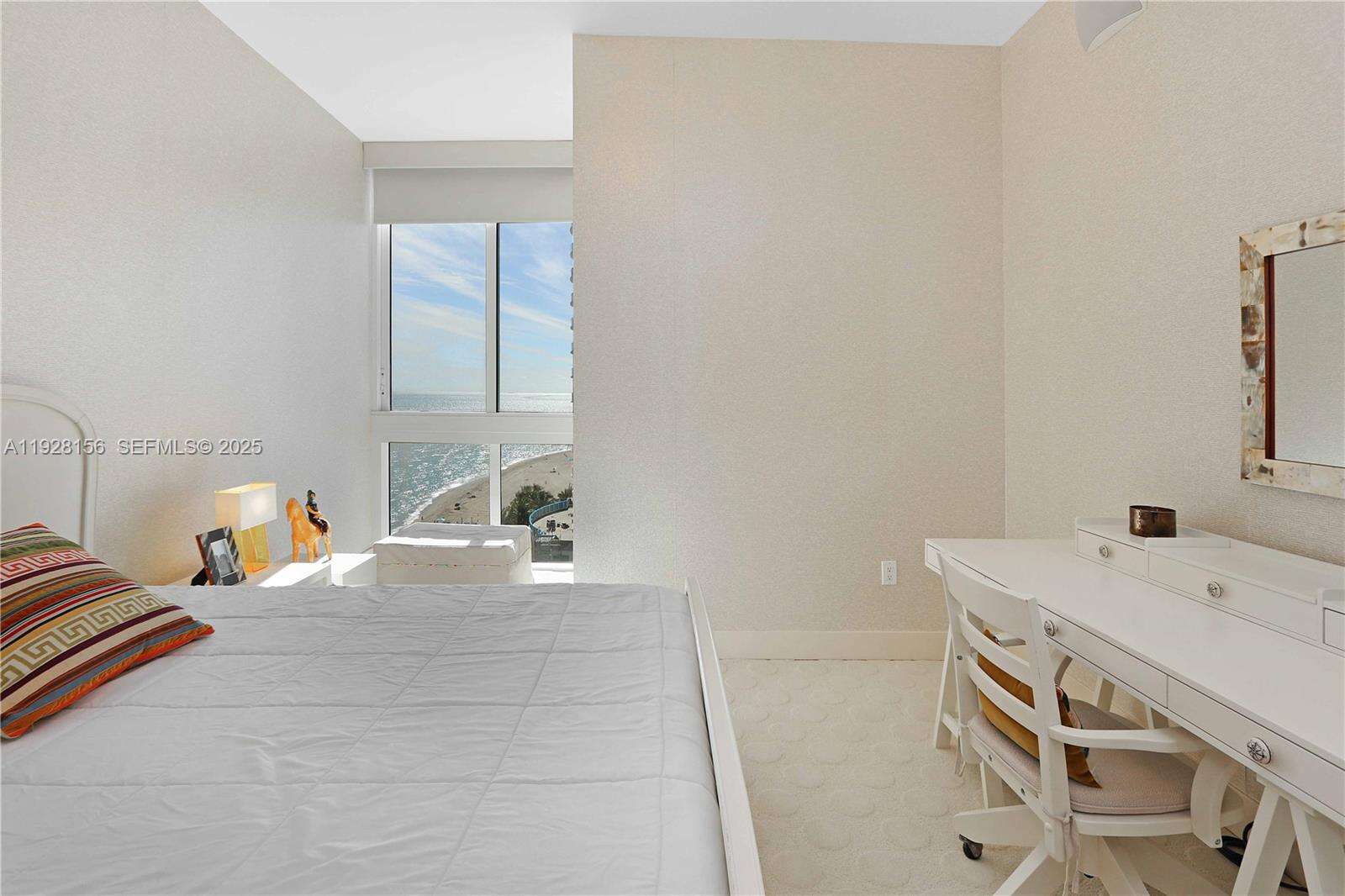 Trump Tower 2 at 15901 Collins Ave, Sunny Isles Beach, FL 33160 - For Sale photo 33