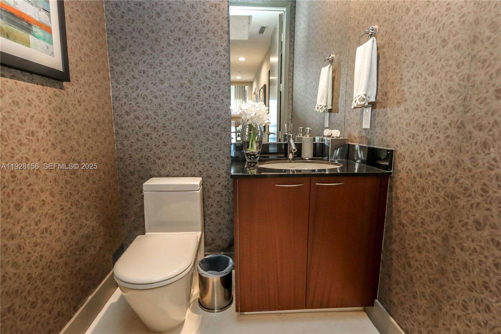 Trump Tower 2 at 15901 Collins Ave, Sunny Isles Beach, FL 33160 - For Sale photo 40
