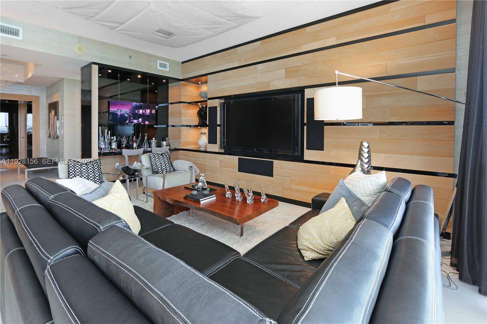 Trump Tower 2 at 15901 Collins Ave, Sunny Isles Beach, FL 33160 - For Sale photo 9